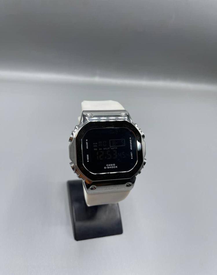 ساعت مچی اسپرت جی شاک کاسیو مدل G-SHOCK GM-5600UB-1DR