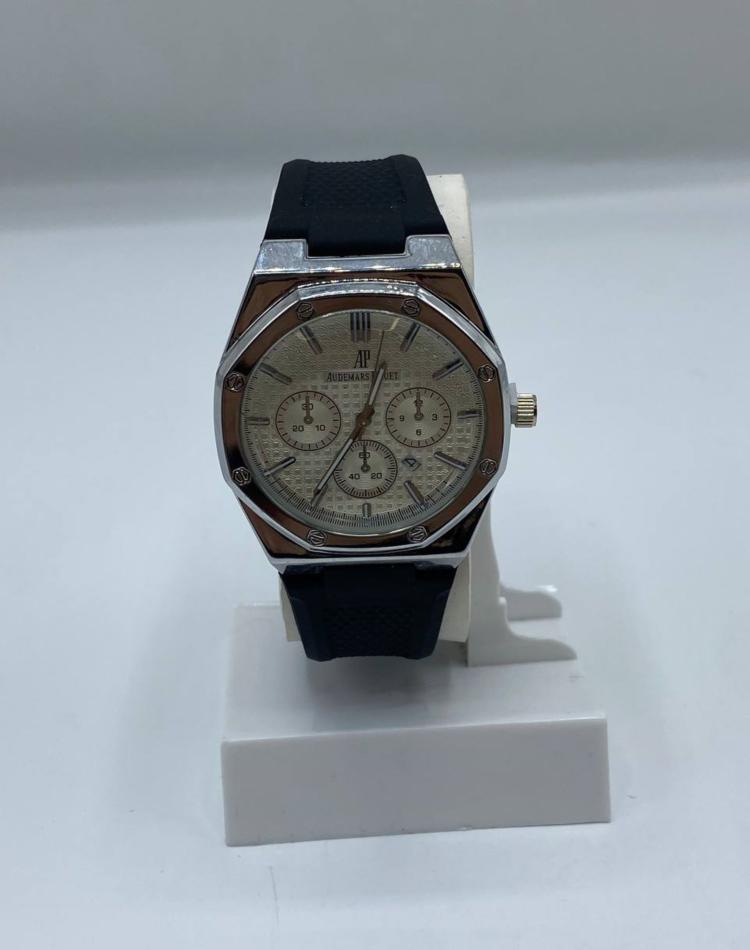 ساعت طرح سه موتوره AP