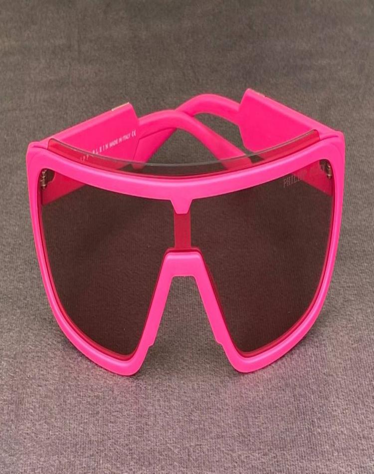 عینک فیلیپ لین {philipp plein}صورتی شیشه دودی کد162