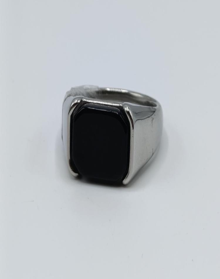 انگشتر نقره ای سنگی مشکی کد222