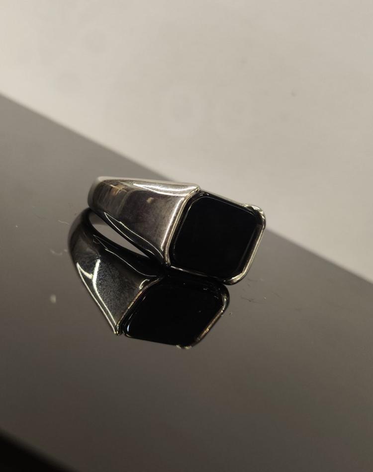 انگشتر نقره ای سنگی مشکی کد222