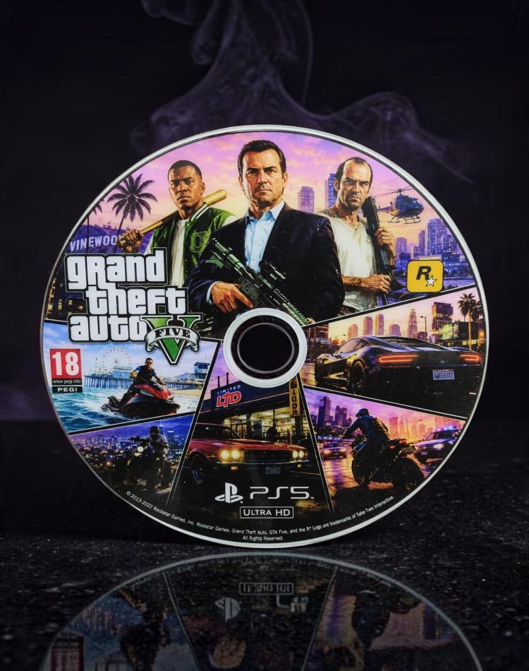 دیوار کوب دیسک بازی gta v