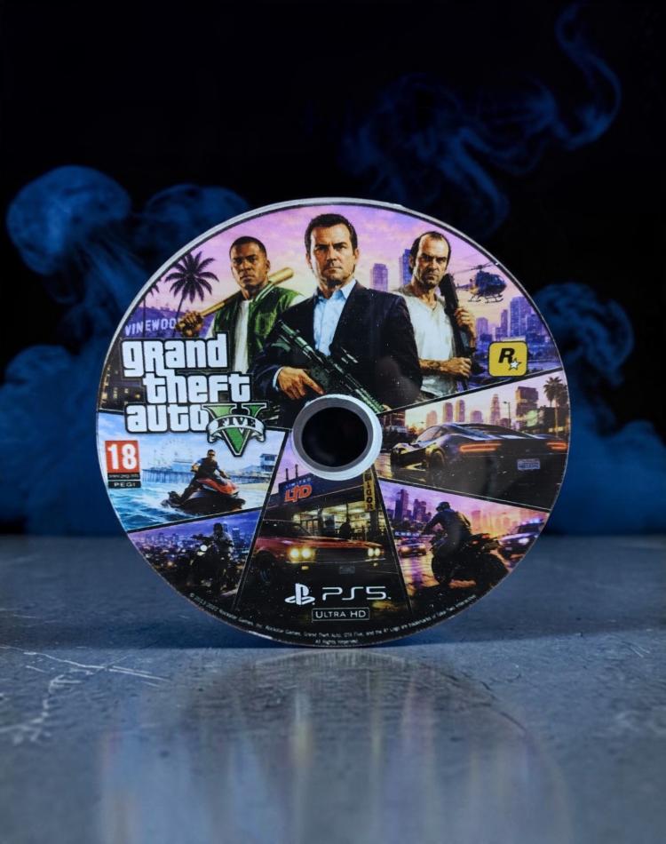 دیوار کوب دیسک بازی gta v